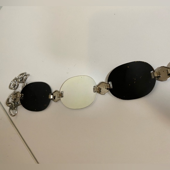 60s VTG Black and White Chain Belt main image 9